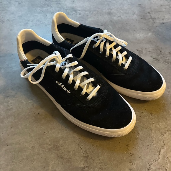 adidas Other - Adidas sneakers